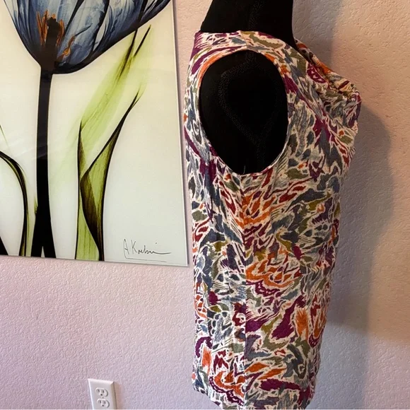 shirt size medium - Picture 2 of 5